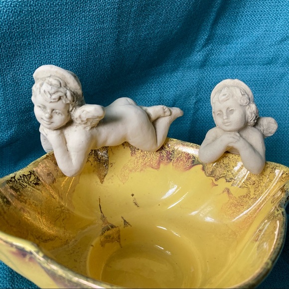 Rustic Hem Feathers Cherub Planter/ Vase Embellishment Decor - Picture 2 of 6